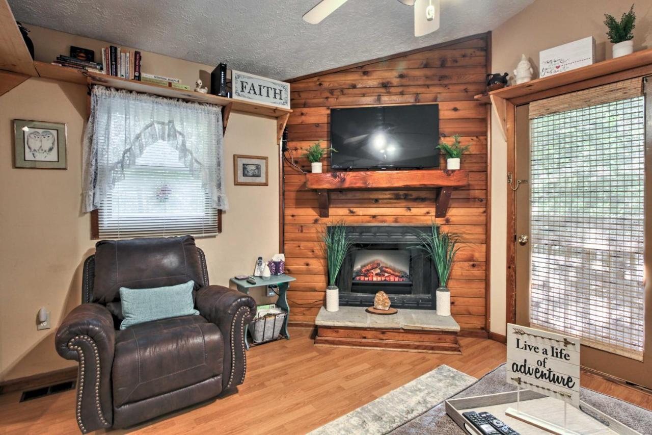 Gatlinburg Home With Hot Tub About 4 Mi To Town! Εξωτερικό φωτογραφία